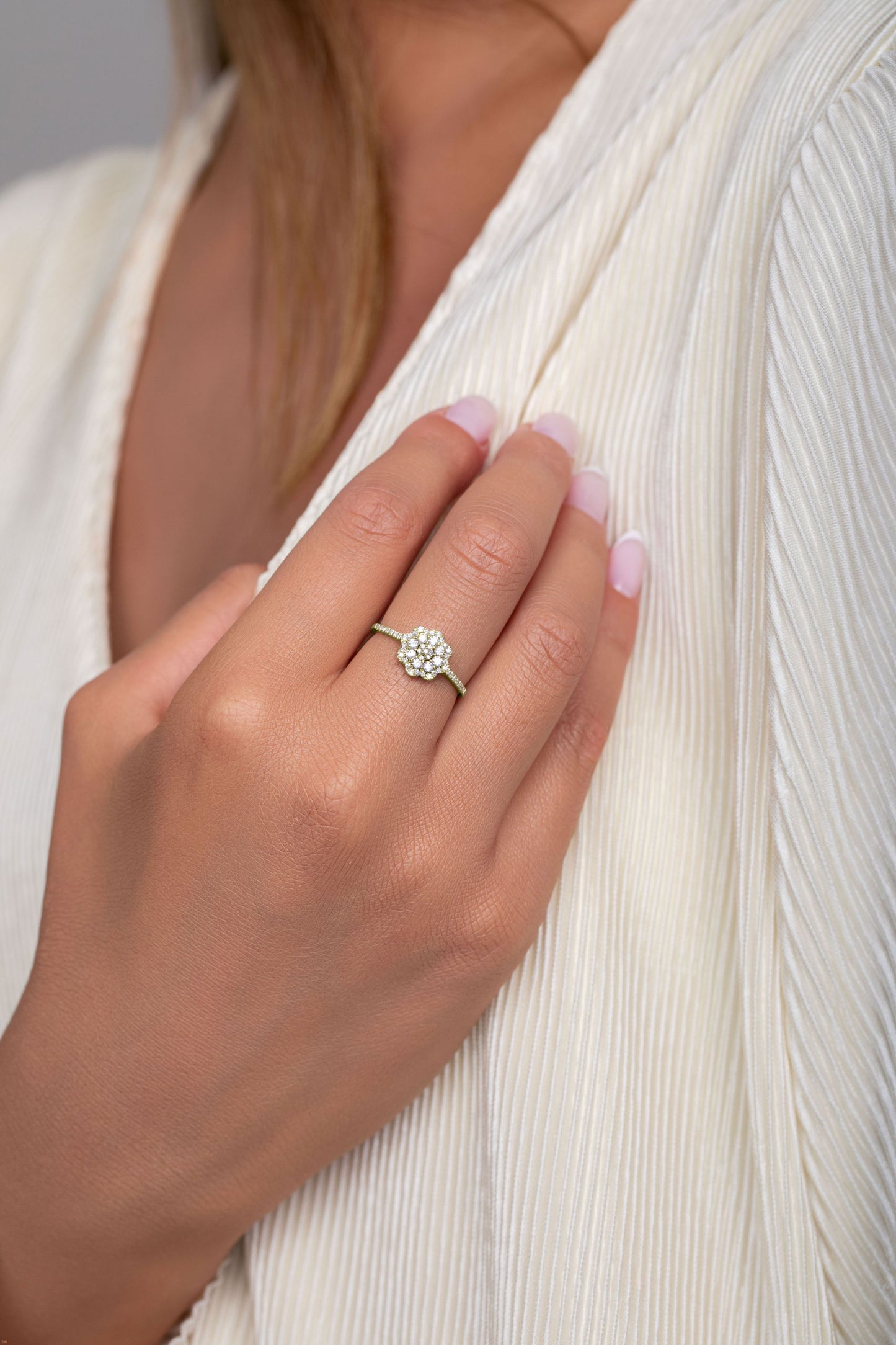 טבעת יהלומים 204989